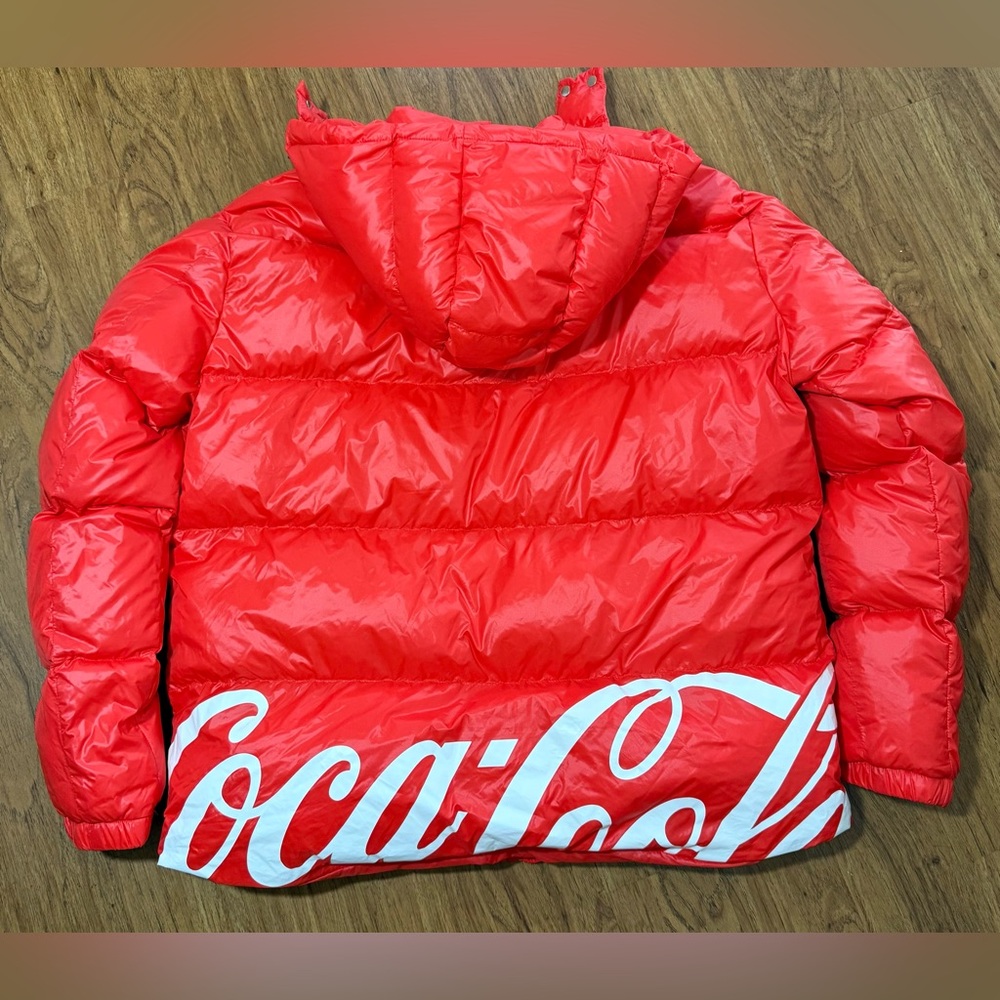 Limited Edition Coca Cola Red Puffer Jacket Size M Prize *Only 300 Made* NWOT